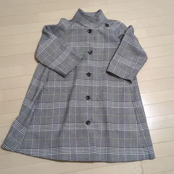 Mila Owen 체크 무늬 코트