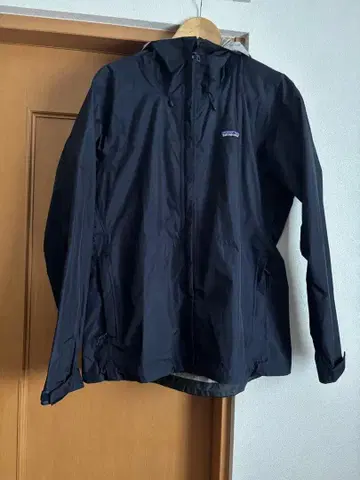 Patagonia 우먼 트렌트쉘 자켓 네이비