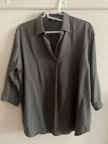 그레이 오픈 카라 셔츠 긴팔