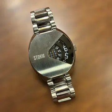 스톰 STORM 남성용 손목시계 디스크 표시 실버 배터리 교환 완료