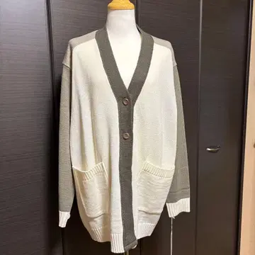 아얀 바이컬러 니트 가디건 택 포함 새상품