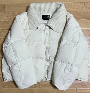 UNE MANSION 빈티지 가공 리브 니트 절개 다운 자켓