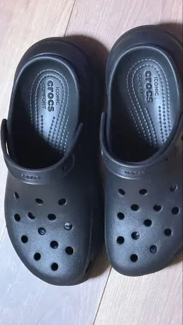 [ 즉시 발송 ] CROCS 크러쉬 크로그 통굽 26cm