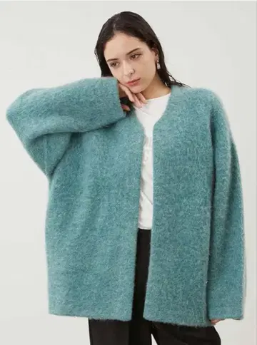 Mila Owen W 페이스 샤기 니트 가디건