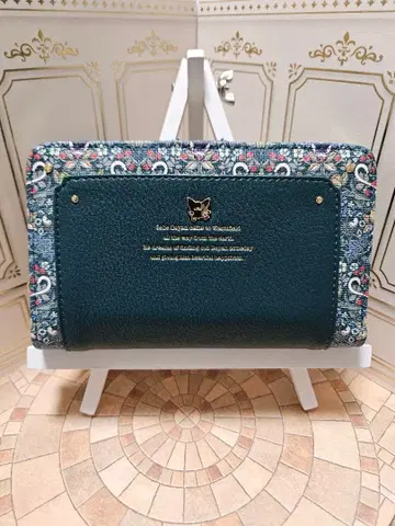 [ 새상품 ] 베베야단 와치필드 꽃무늬 접이식 지갑 그린