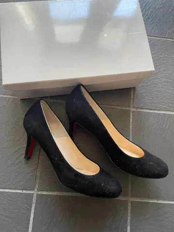 carino 카리노 블랙 스웨이드 23.5