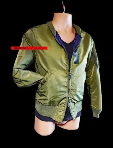 VANQUISH 카키 10주년 기념 MA-1 자켓 뱅퀴시 S