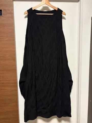 센소유니코 메이푸 마루미가 귀여운 오버롤 스커트