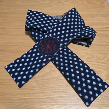 네이비 나염 빈티지 원단 눈꽃 무늬와 진흙 오시마로 만든 머플러 타월