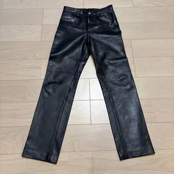 AVIREX USA 블랙 가죽 팬츠 M 가죽 팬츠