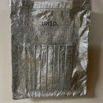 UN3D 실버 토트백