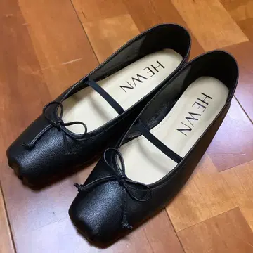 HEWN Sq metallic ballet flats 35h