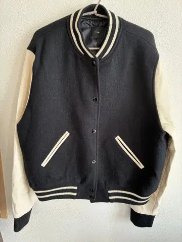 Spick & Span 바시티 자켓 블랙/아이보리 사이즈 38