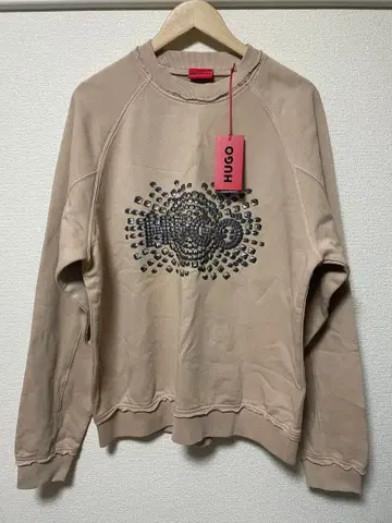 [ 새상품 ] HUGO 스터드 이펙트 로고 아트 워크 스웨트 셔츠