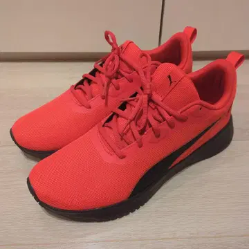 PUMA 레드 스니커즈 미사용에 가까움