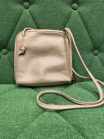 일비종떼 크로스 바디백