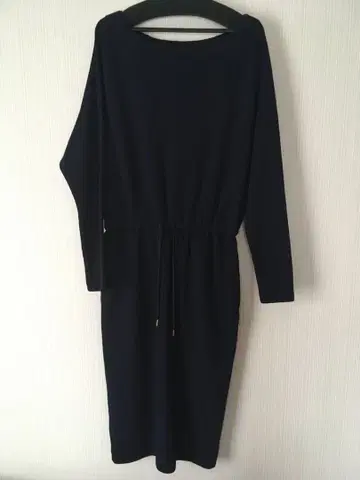 BARNYARDSTORM 드로스트 니트 원피스