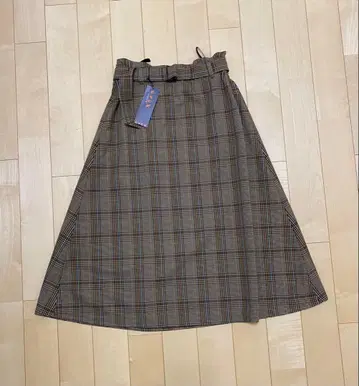 체크 무늬 롱 스커트