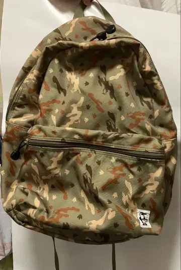 참스 카모 패턴 백팩