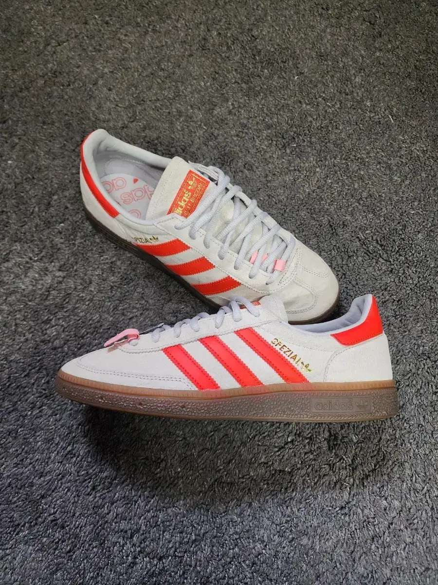 Adidas Spezial size 265