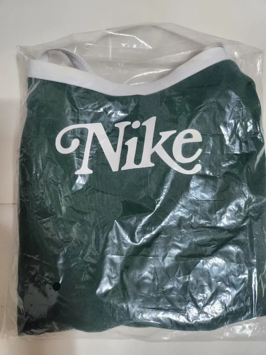 Nike Heritage Retro &quot;Gorge Green&quot; Racerback 32