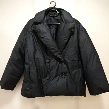 블랙 다운 자켓 더블 버튼