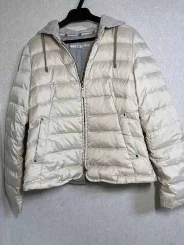 Blanc Vert 후드 부착 다운 자켓