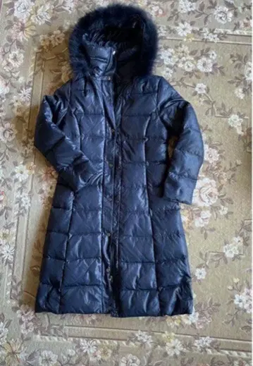 aria 후드 부착 네이비 롱 코트