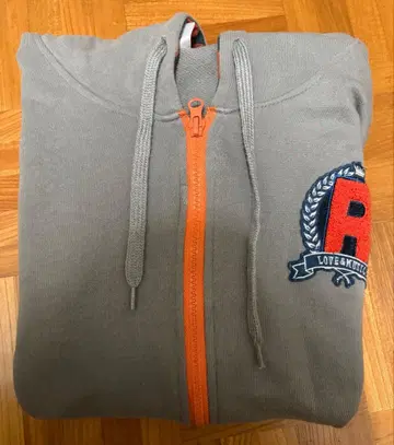 우타프리 프리파카 후드티 렌 M 사이즈