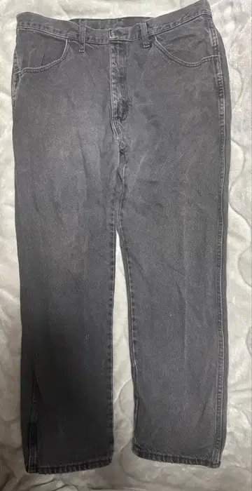 RUSTLER 그레이 스트레이트 데님