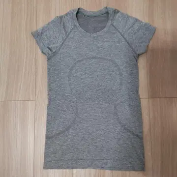 룰루레몬 Swiftly Teck shortsleeve