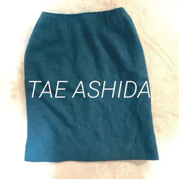 [새상품급] 다크 블루 타이트 스커트 무릎 기장 슬릿 포함