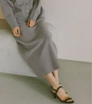 글로벌 워크 맨투맨 라이크 니트 내로우 스커트 그레이 S