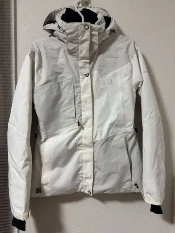 MILLET 후드 부착 다운 자켓 M 화이트/그레이