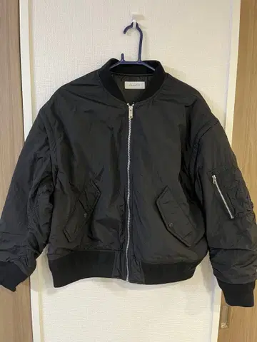 블랙 MA-1 플라이트 자켓