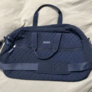 Vera Bradly 네이비 퀼팅 보스턴 백