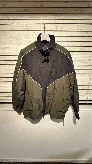 HARE 나일론 자켓 S 블랙/올리브