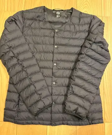 유니클로 울트라 라이트 다운 컴팩트 자켓 블랙 M 사이즈