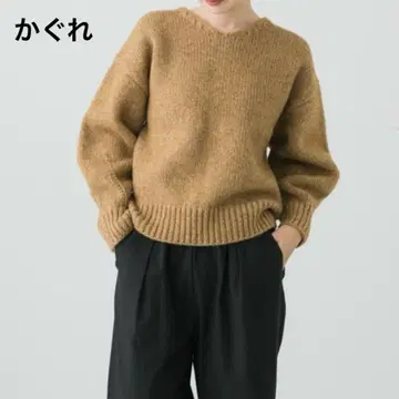 카구레 울 혼방 커브 슬리브 V넥 니트