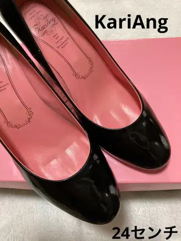 KariAng 에나멜 블랙 펌프스 핑크 인솔