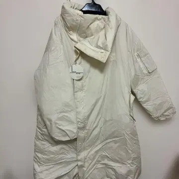 LASUD 화이트 다운 자켓 사이즈 38