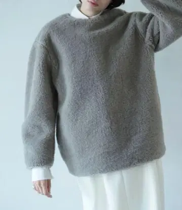 [ CLANE ] BULKY LINE BOA TOPS