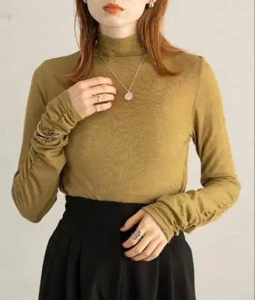 개더 하이넥 시어 탑