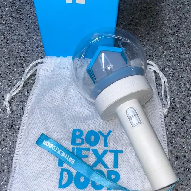 보넥도 보이넥스트도어 공식 응원봉