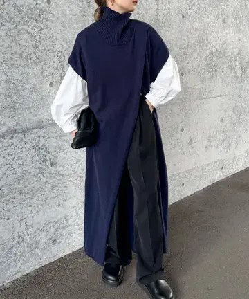 센터 슬릿 터틀 니트 롱 원피스