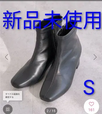 블랙 가죽 지퍼 부츠 중간 힐