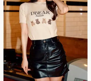 Darich 다리치 곰 자수 반팔 니트