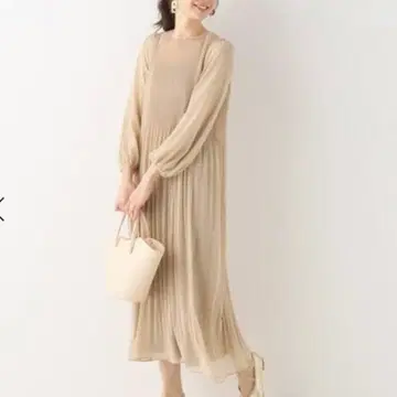 파티도 평소 사용도 미사용 정가 27500엔 이에나 플리츠 롱 원피스