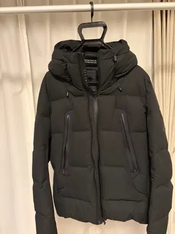 DESCENTE ALLTERRAIN 미즈사와 다운 마운테니어 블랙