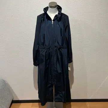 INGEBORG 잉게보그 타프타 롱 코트